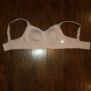 Lululemon sports bra millennial pink NEW